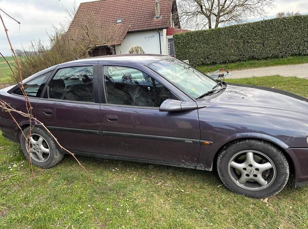 Autos: Opel Vectra  – Gebraucht aus Sion von ALDANUBE 4