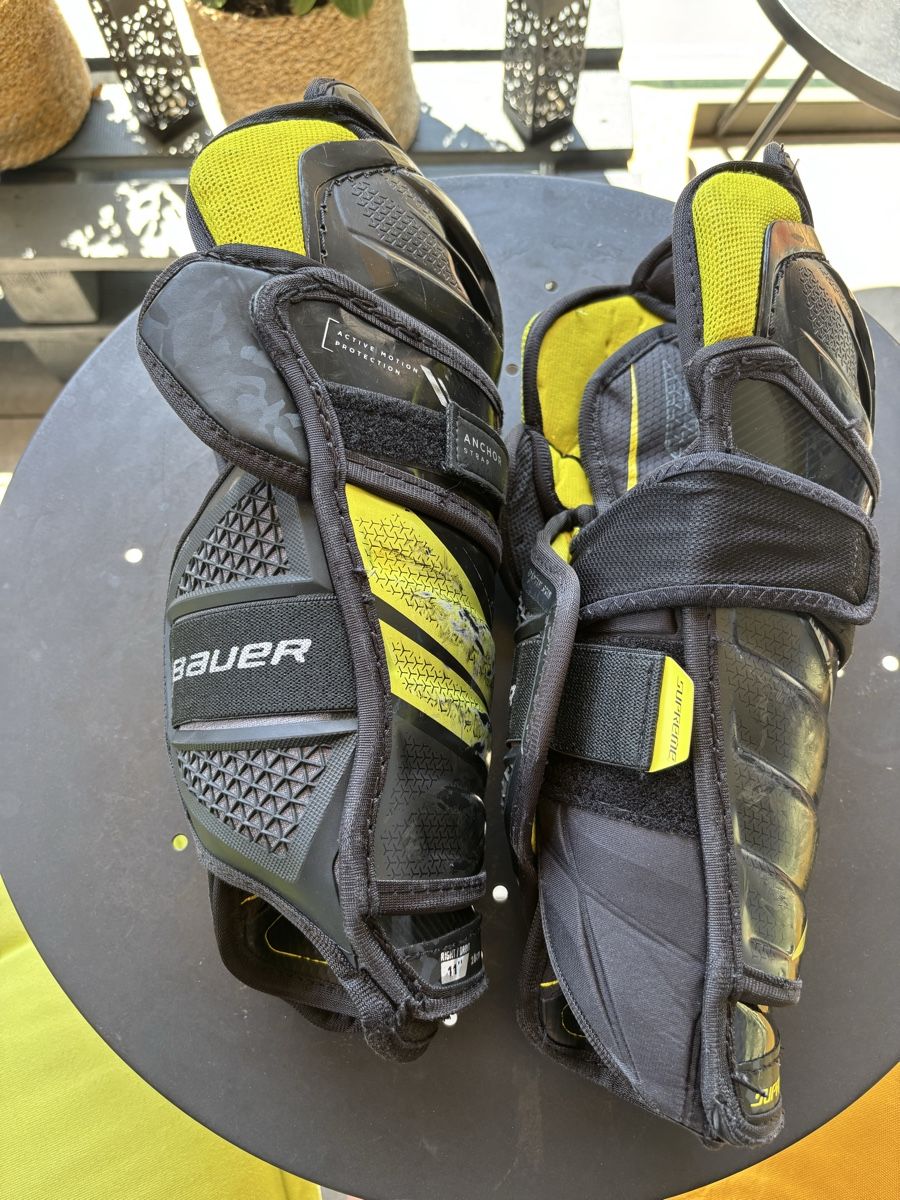 Bauer Protections: Bauer UltraSonic Schienbeinschoner – D'occasion à La Tour-de-Trême par ValGruyere 4