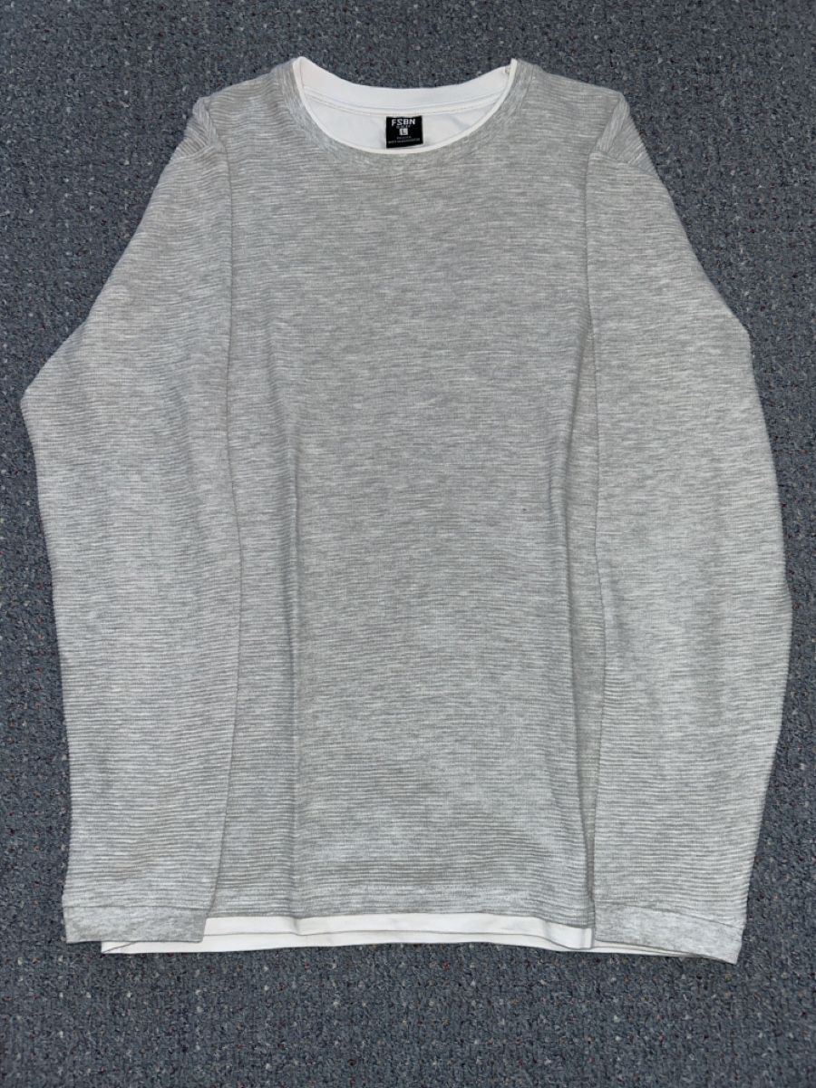 Pullover & Sweatshirts: Pullover – Neu (gemäss Beschreibung) aus Oberwil (Dägerlen) von Pascal17