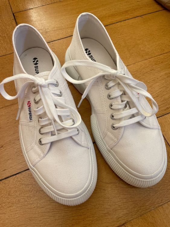 Plateau 2024 sneaker superga