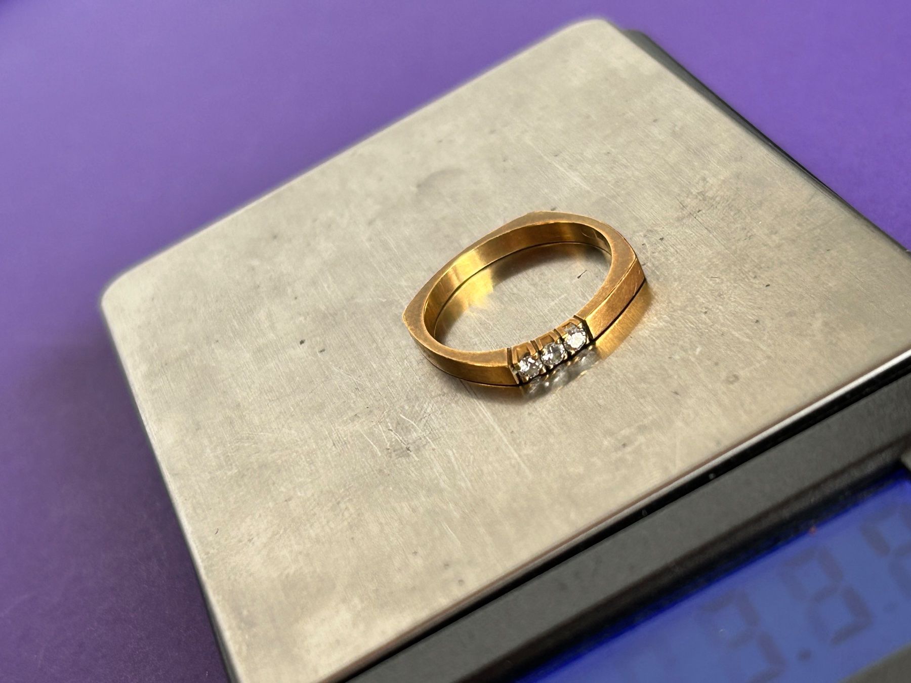 Anelli: Goldring Caro 3 Brillanten (56) – Usato da Dittingen venduto da Bellevista 4
