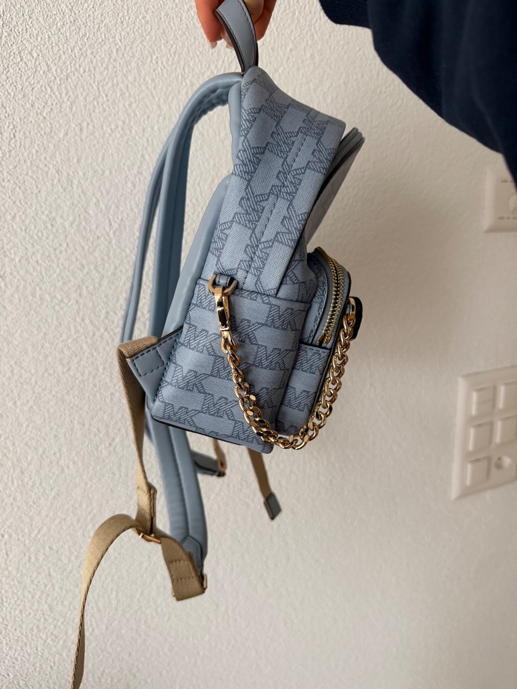 Michael Kors Rucksäcke: Michael Kors Backpack - Excellent Condition - Cute! – Gebraucht aus Wetzikon ZH von pan_9q5r 1