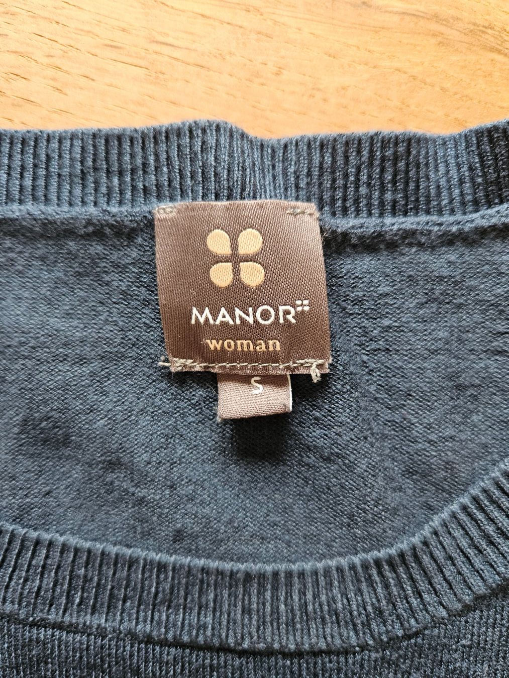 Maddison Pullover & Sweatshirts: Damen Pullover dunkelblau Grösse S – Gebraucht aus Liestal von corneb 2