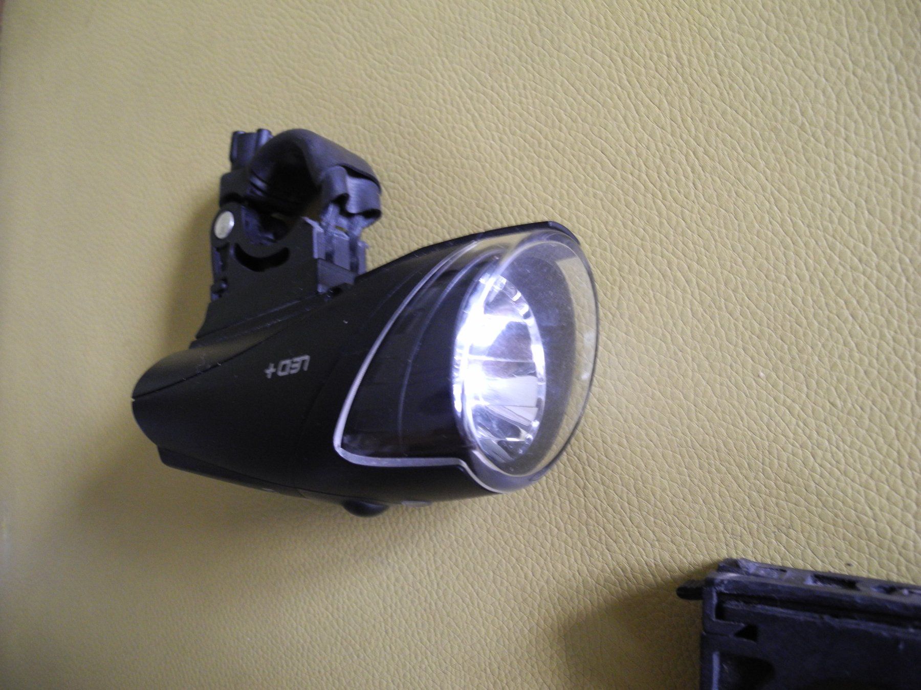 Busch + Müller Pezzi di ricambio: Fahrradlicht bm LED+ – Usato da Worb venduto da kebe01 3
