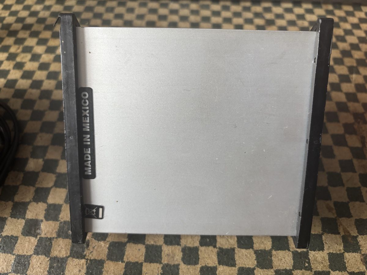 Fender Strumenti musicali: Fender Footswitch  mit Kabel – Usato da Triesenberg venduto da gernewieder9497 4