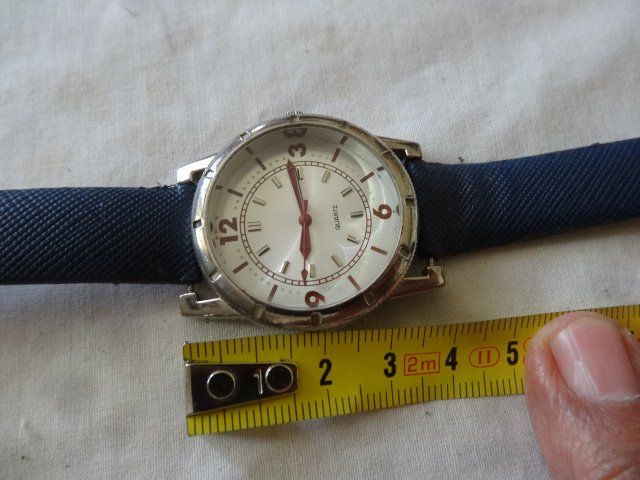Orologi: SCHÖNE  HEREN UHR.QUARTZ..LÄÜFT – Usato da zürich venduto da ahmad01 3