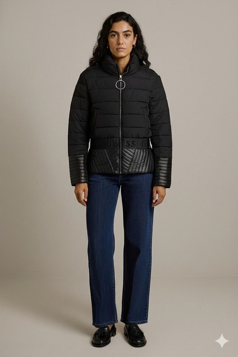 Guess Giacche: GUESS Schwarze Gesteppte Bomberjacke mit Logoband – Usato da Zug venduto da vinokilo