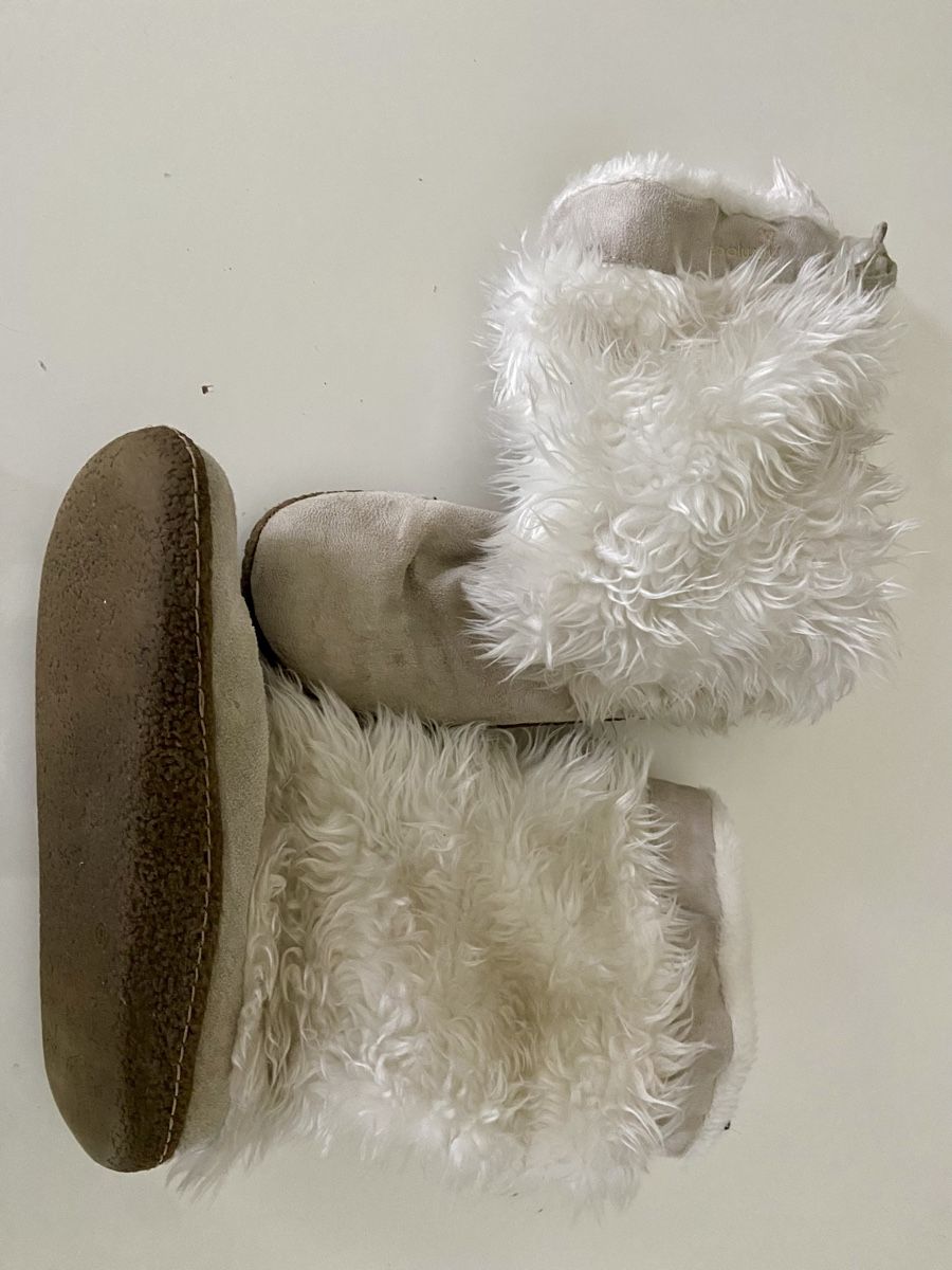 Scarpe da donna: Boots Winterstiefel weiss Gr 40 – Usato da Horgen venduto da smlecnik78 1