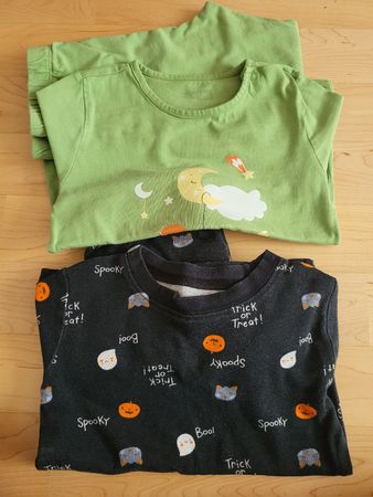 Carters 2x Pyjama Sets Gr. 104 - 110 4-5 Jahre