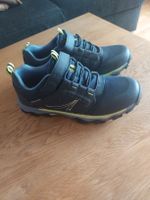 Kaum getragene Turnschuhe Gr 36