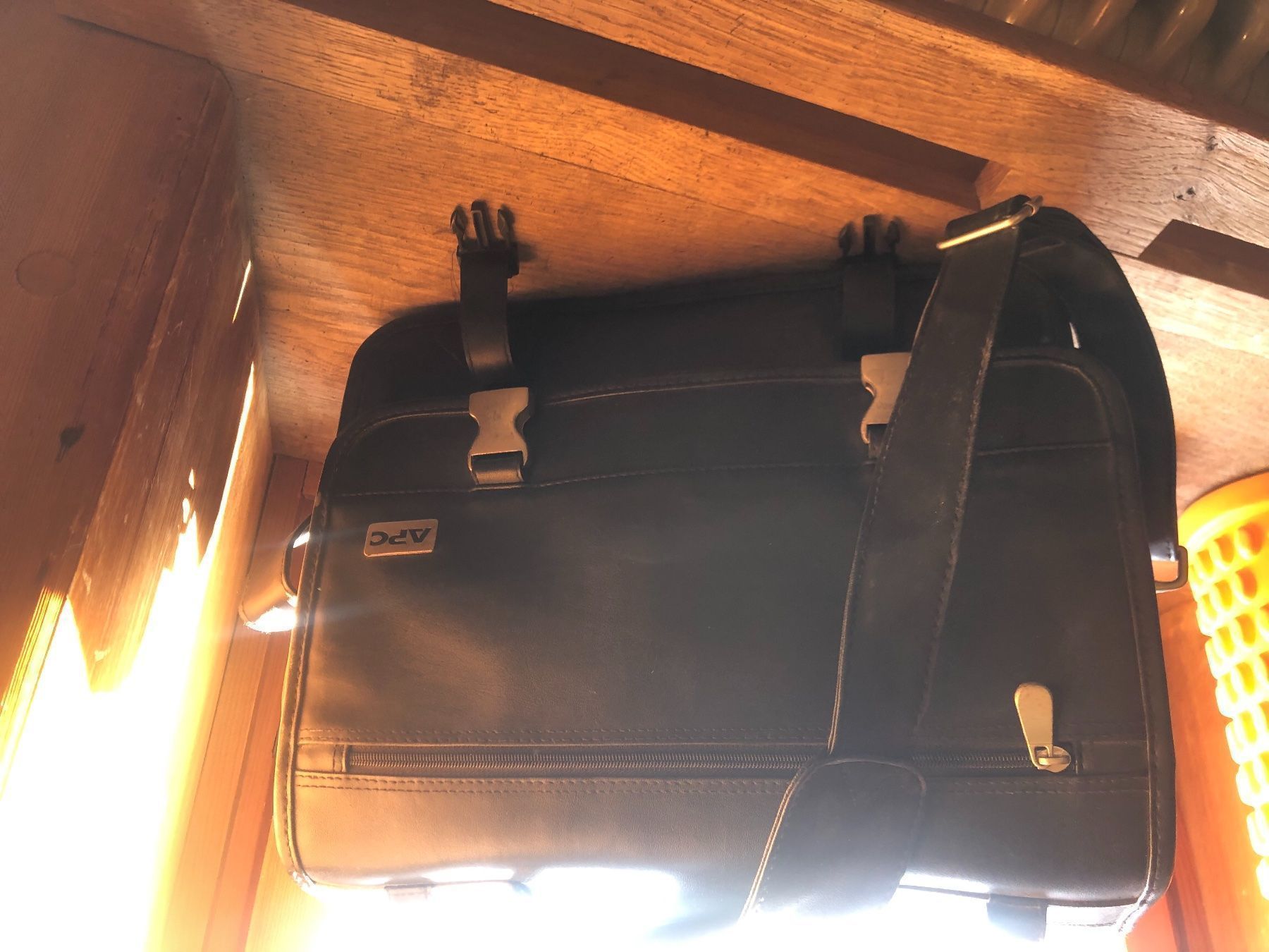 Apc Taschen: APC Ledertasche – Gebraucht aus Trin von gumalcan 6