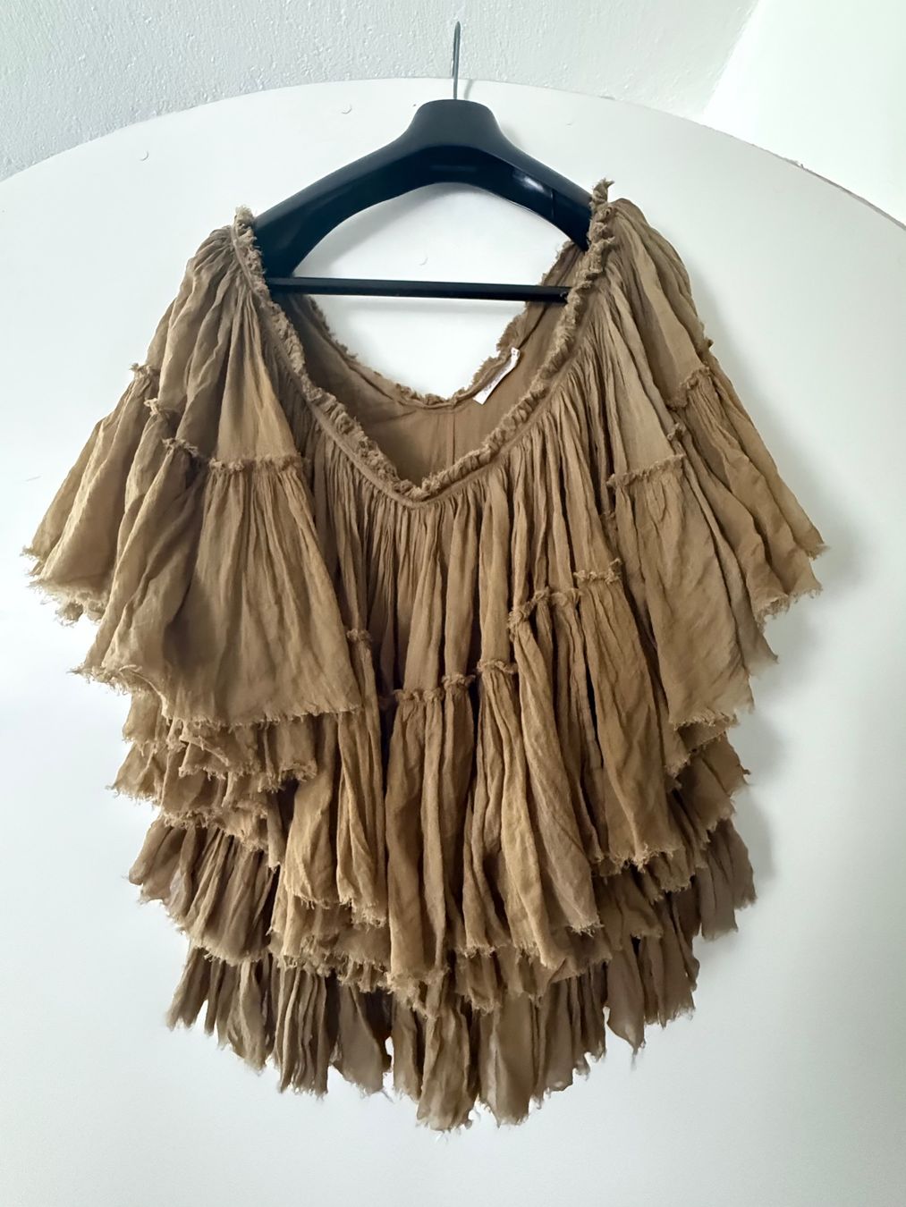 Tops: Mes Demoiselles Ruffle Top – Gebraucht aus Zürich von ele_nd88