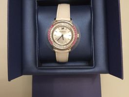 Swarovski Original Uhr weiss-rosa NEU