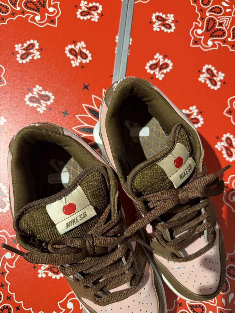 Nike Scarpe da uomo: 2005 Nike SB Dunk Cherry x Stüssy Grösse 43 – Usato da Basel venduto da julianlenzin 7
