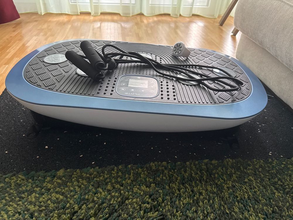Maxxus Hometrainer: Maxxus LifePlate 4.0 Vibrationsplatte – Usato da kloten venduto da josef1969 1