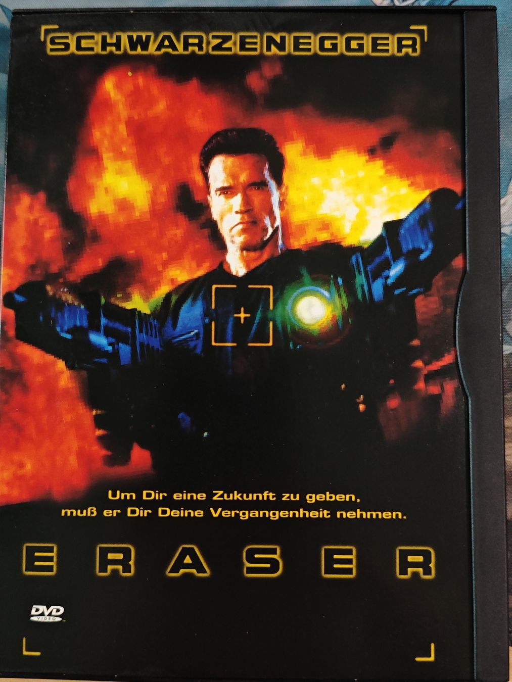 Tous les DVDs: Eraser  – D'occasion à Laufenburg par Toni5010
