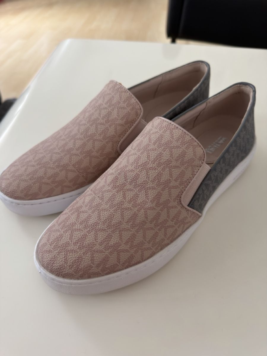 Michael Kors Damenschuhe: Michael Kors – Neu (gemäss Beschreibung) aus Jona von nik_bdd9 1