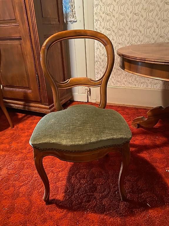 Set di tavolo e panche: Tisch mit 4 Stühlen – Usato da Niederbipp venduto da cla_ynv9 2