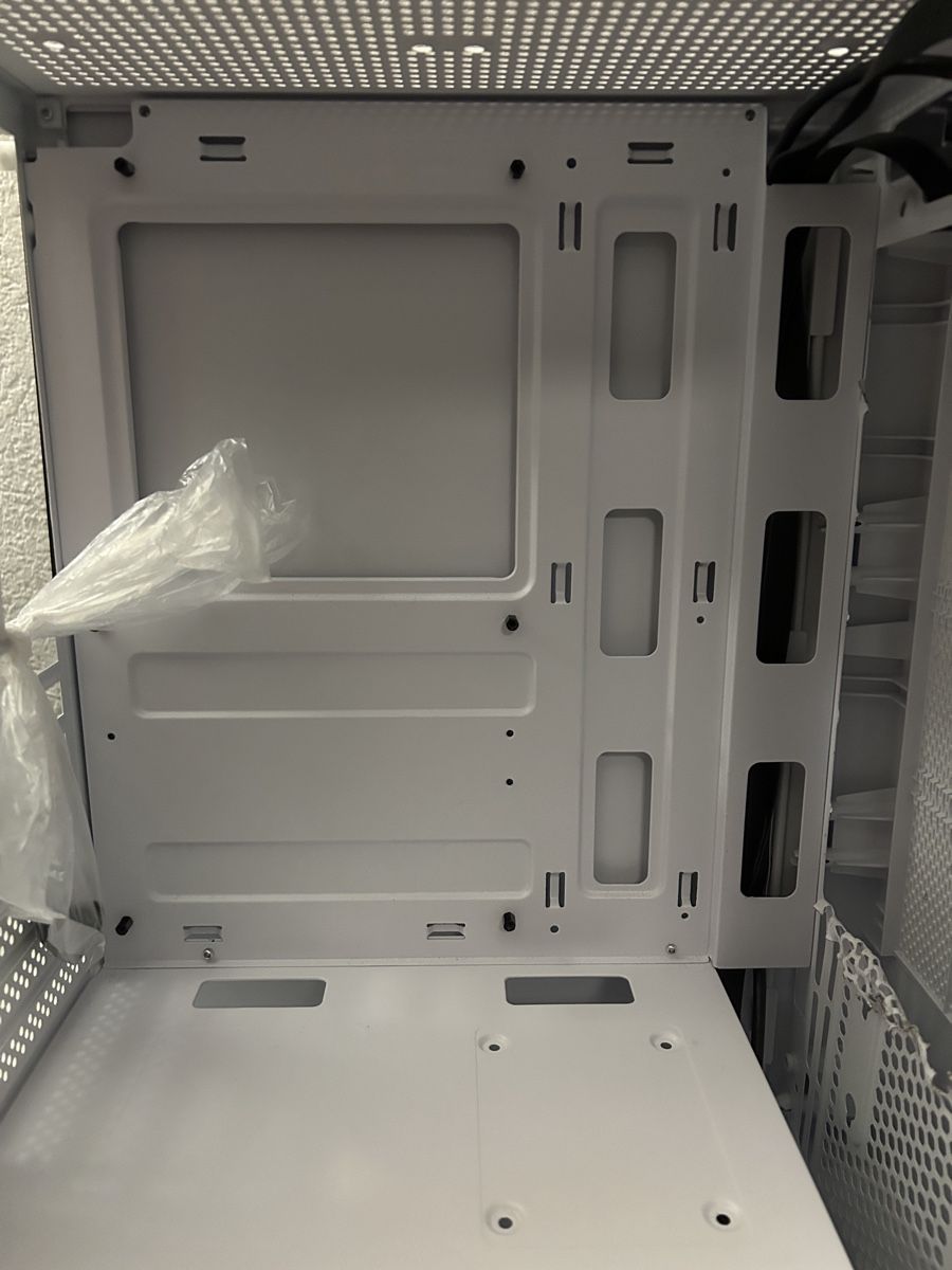 Gehäuse: Boîtier PC pour ATX, mATX, Mini-ITX – Gebraucht aus Sion von reii 5