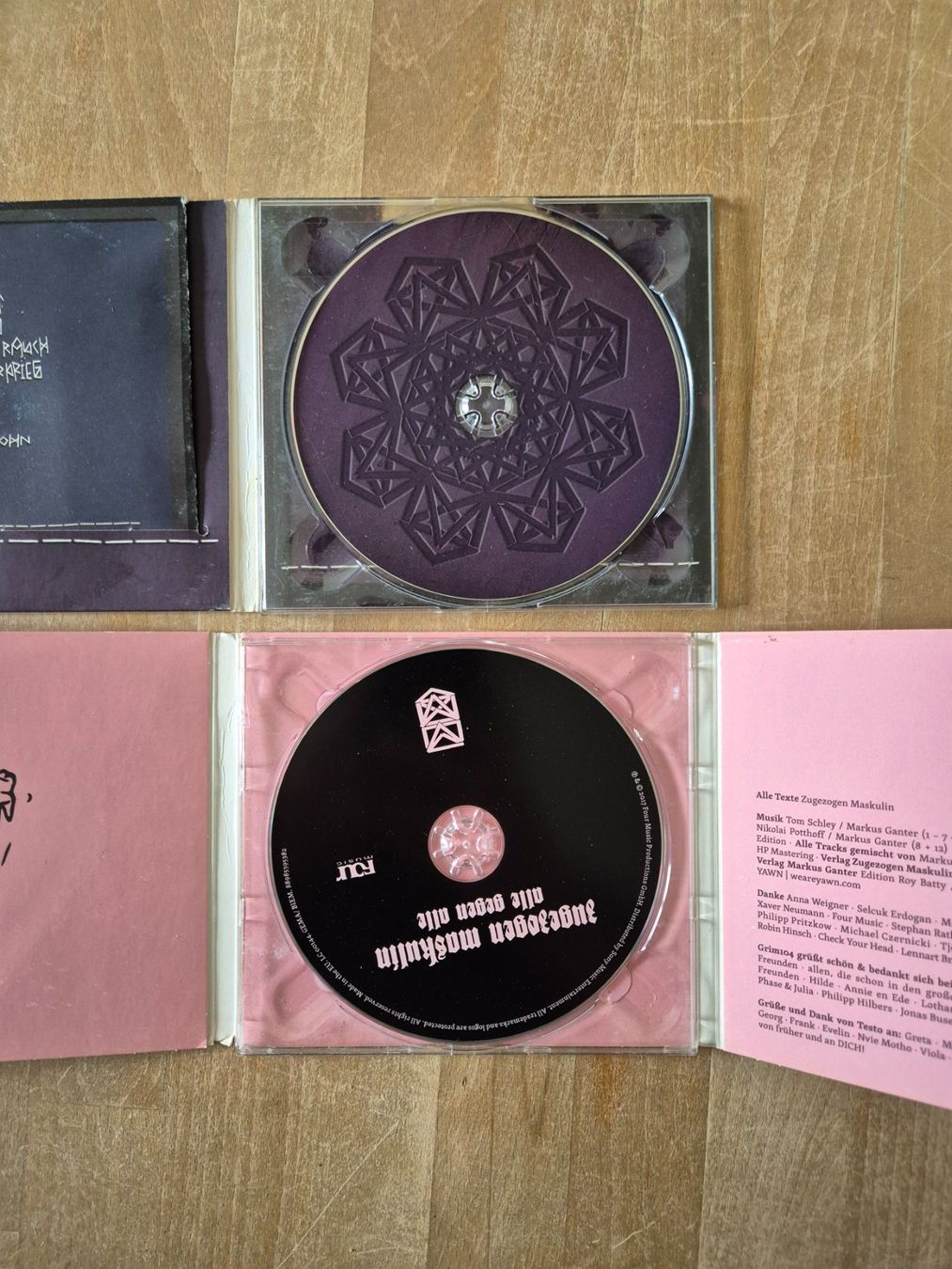 CD: CD Bundle: Zugezogen Maskulin – Usato da Liebefeld venduto da 2tehand 1