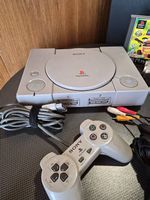 Sony PlayStation 1  mit Point Blank 1+2 und Pistole