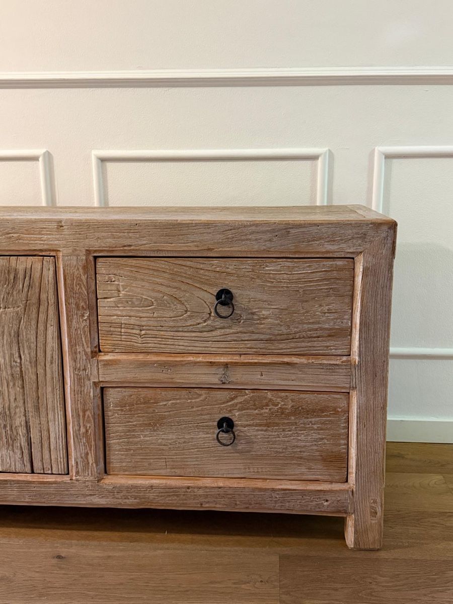 Credenze: Antique Solid Wood Cabinet - Rustic by Charm for Your Home! – Nuovo (secondo la descrizione) da Forch venduto da jkuert 1