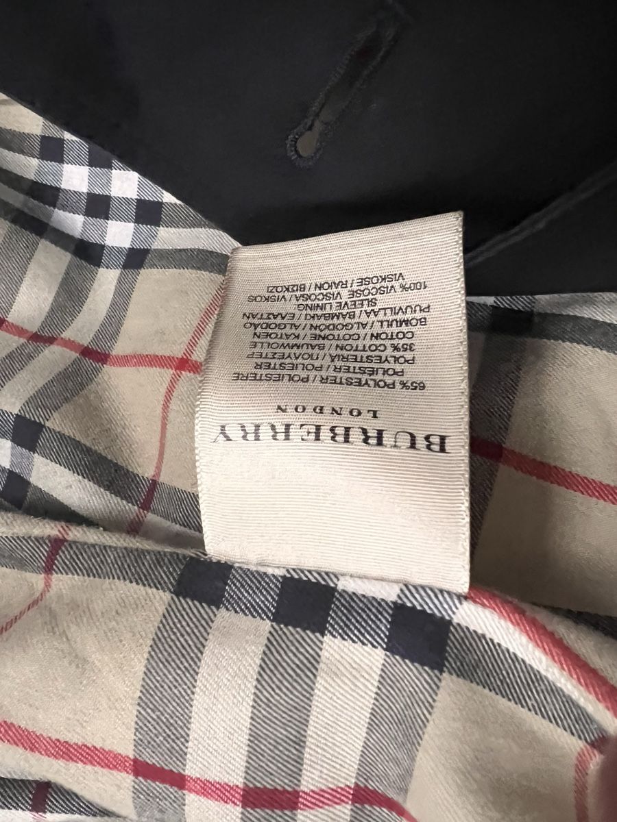 Burberry Cappotti: Trenchcoat Burberry, Gr. 36, schwarz – Usato da Solothurn venduto da Brini06 4