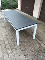 Granit Tisch
