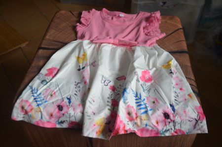 TAILLE 92-98 - JOLIE ROBE NEU