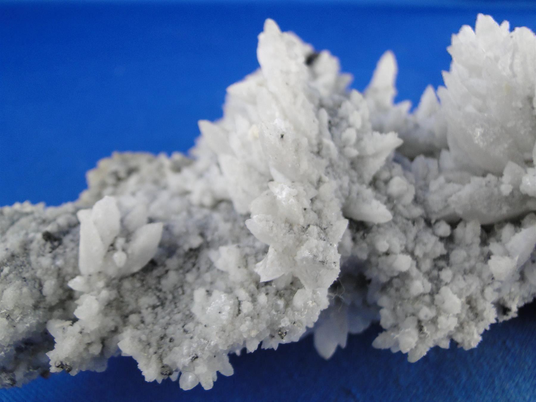 Mineralien & Heilsteine: Bergkristall mit Dolomit – Gebraucht aus Schinznach Bad von Demerald 7