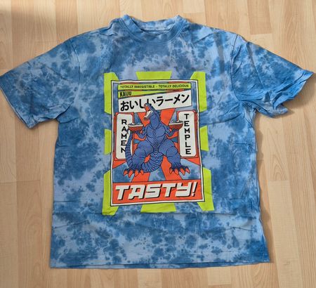 Manga-Anime-Japan Shirt Kaiju-Batik-Neu M
