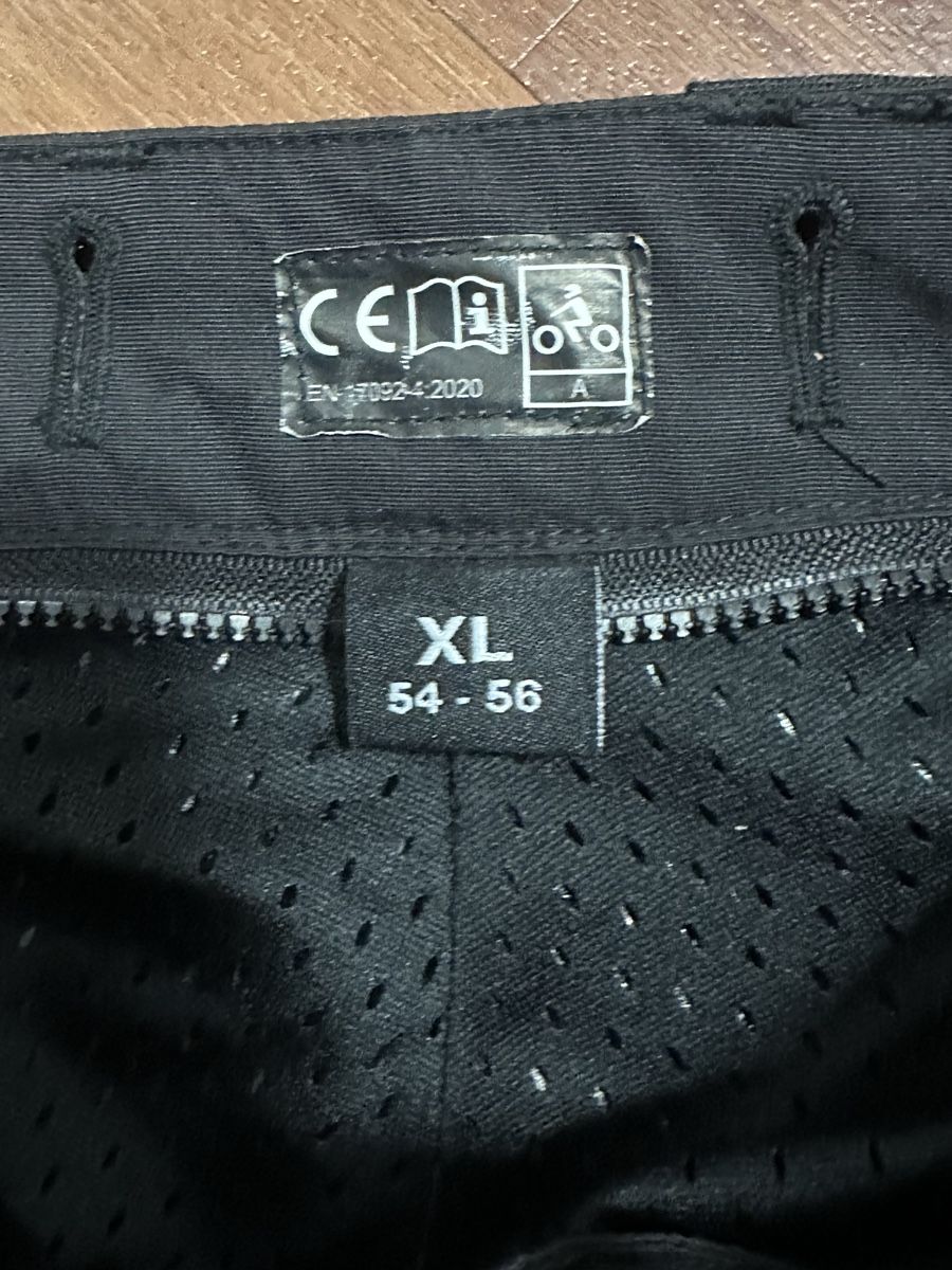 FLM Pantaloni: FML Motorradhose – Nuovo (secondo la descrizione) da Oftringen venduto da ama_5yk8 3