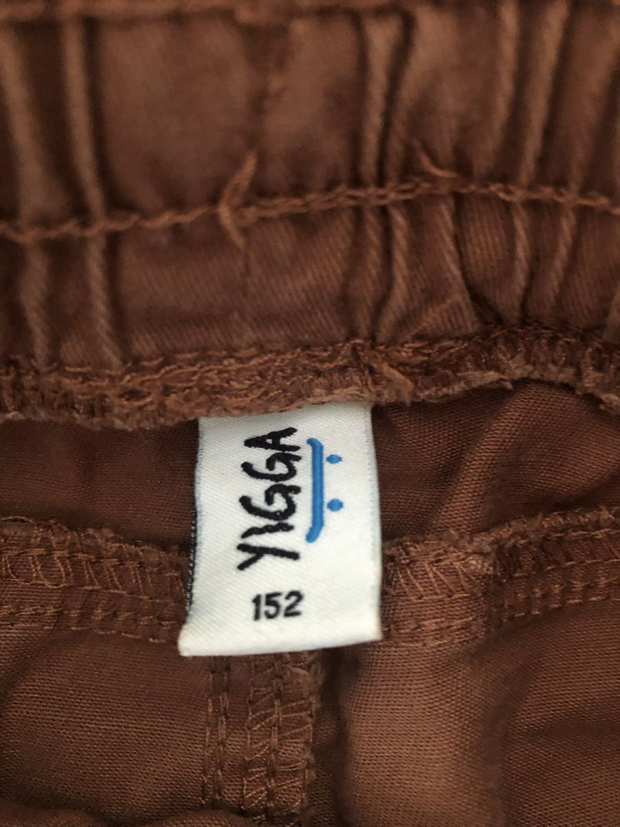Pantaloni: Hose braun Yigga Gr. 152 – Usato da Dübendorf venduto da Saturnin35 1