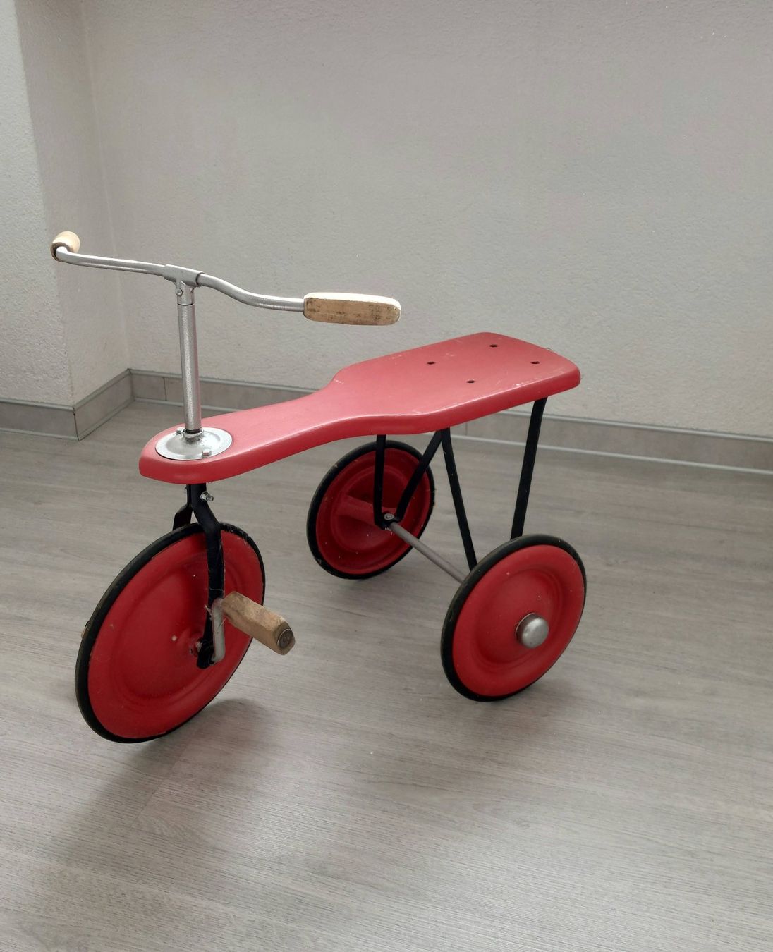 Veicoli per bambini: 1 Dreirad Velo – Usato da Eyholz venduto da ThereseN