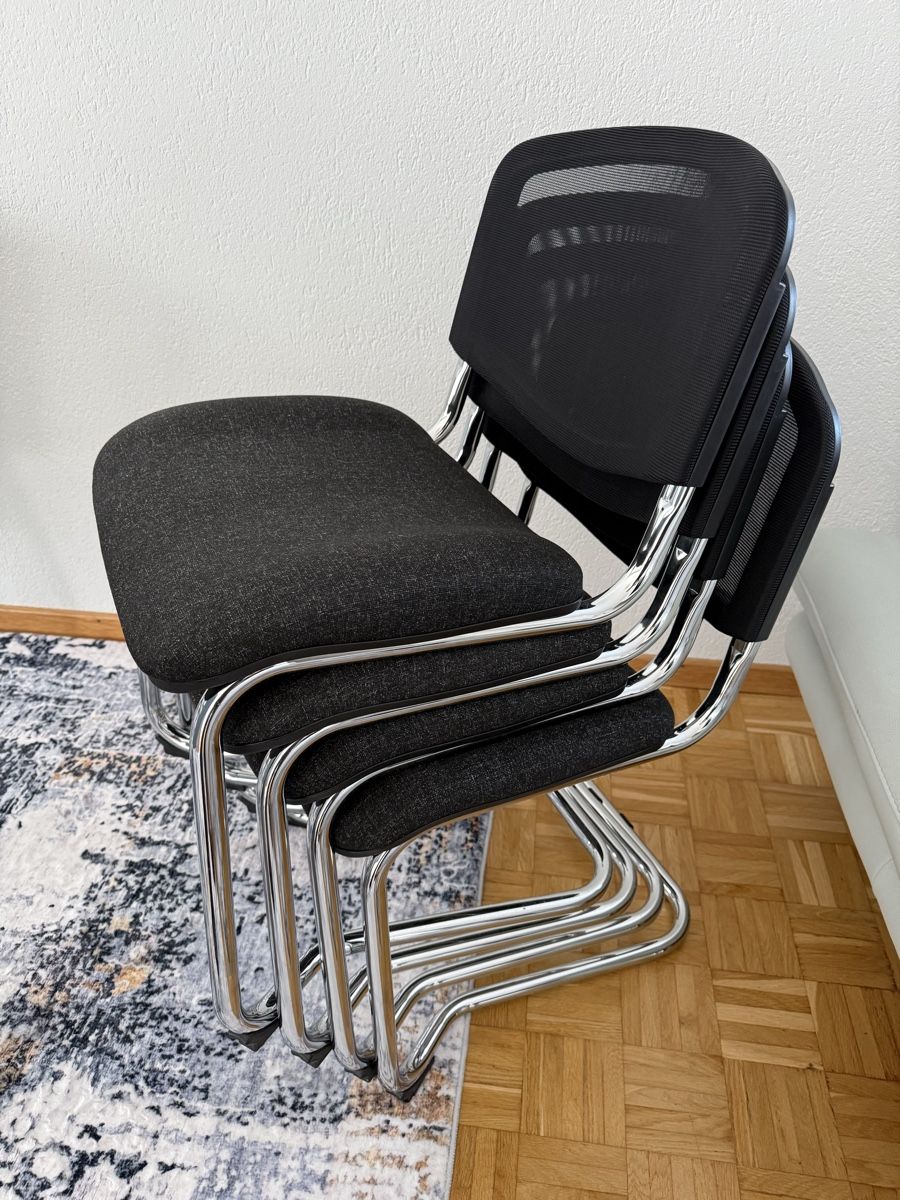 Stühle: 4 Freischwinger- Besucherstühle – Neu (gemäss Beschreibung) aus Gossau SG von cuk_fyc6