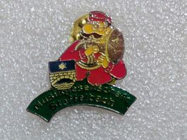 Ansteckpin 256: