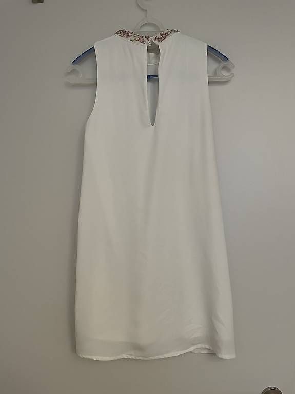 H&M Kleider: Weisses HM kleid in Gr 34 – Gebraucht aus Uetikon am See von CarlosN01 1