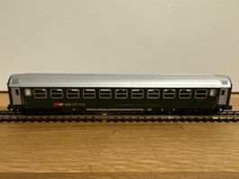 Minitrix 13360 SBB Personenwagen grün