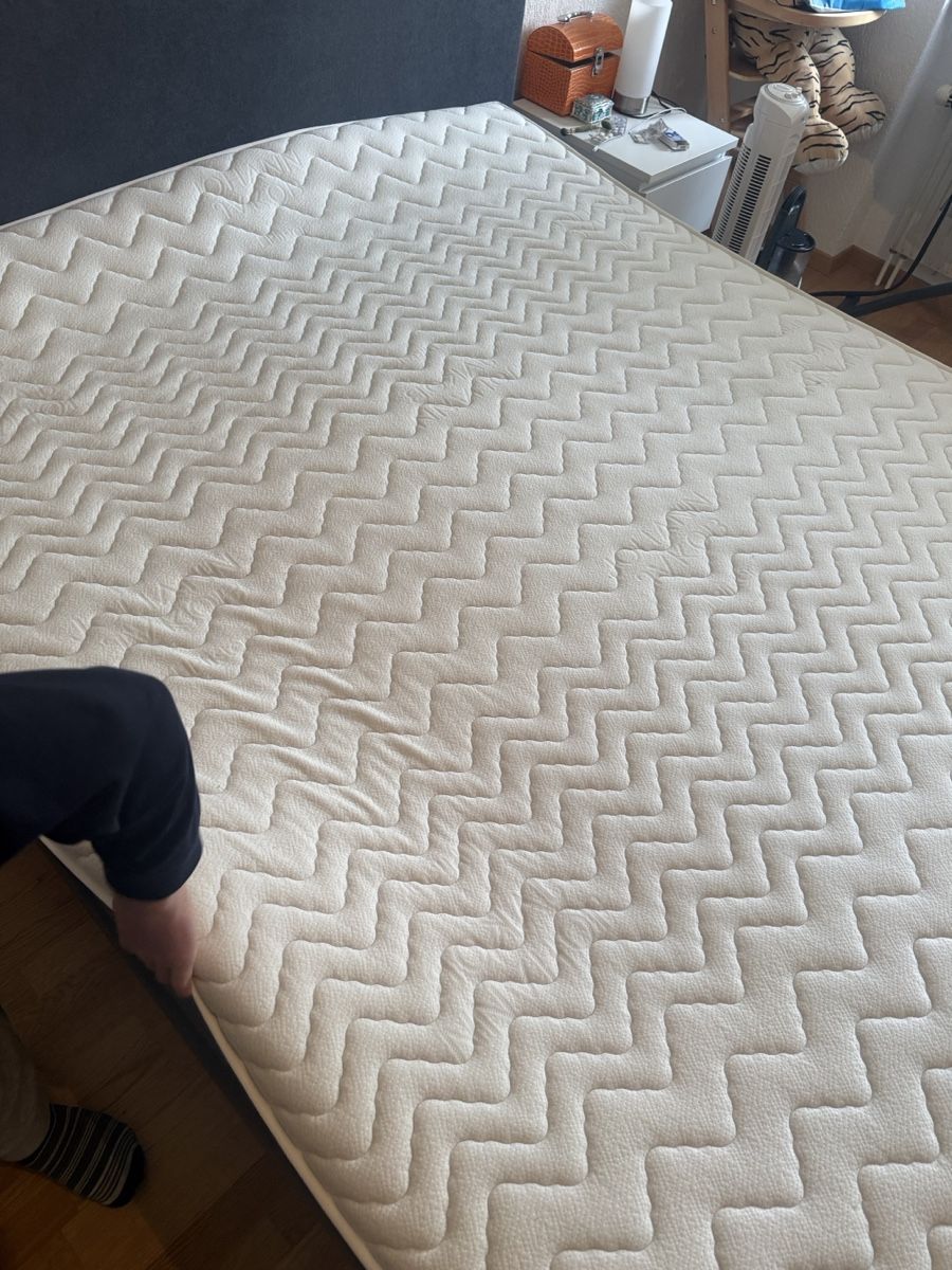Materassi: Topper Pfister 180x200 cm – Usato da Thun venduto da Vesna27