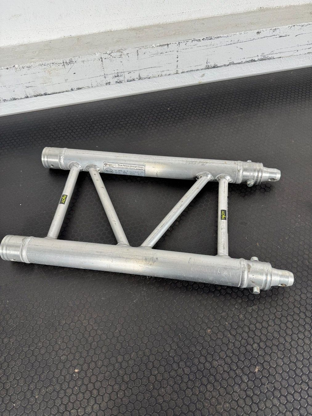 Truss: Globaltruss F32 50cm – Gebraucht aus Buchs AG von N-joyEvents
