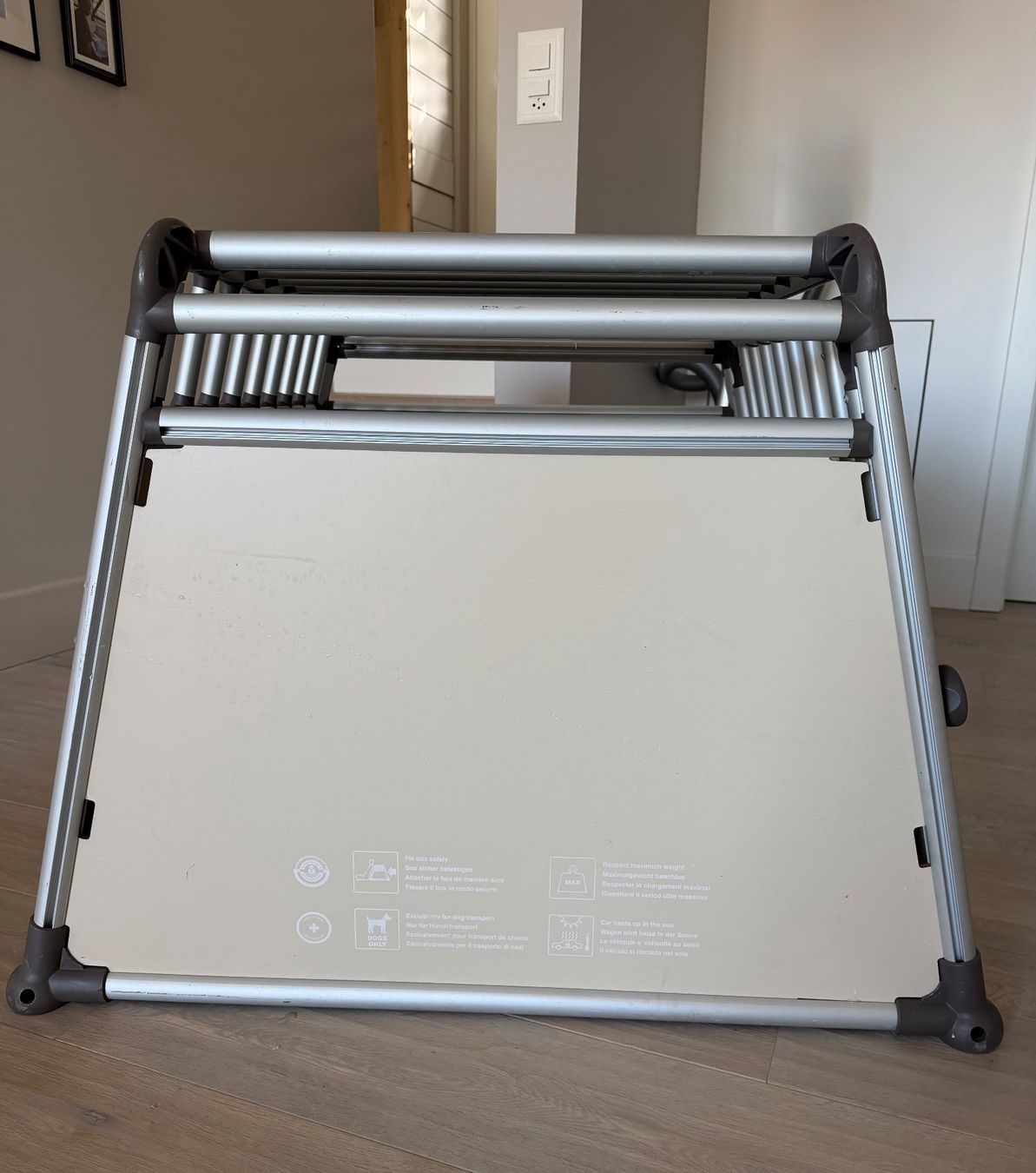 4pets Käfige, Transport & Sicherheit: 4pets Hundebox comfortline M – Gebraucht aus Hittnau von 25wiLson 2