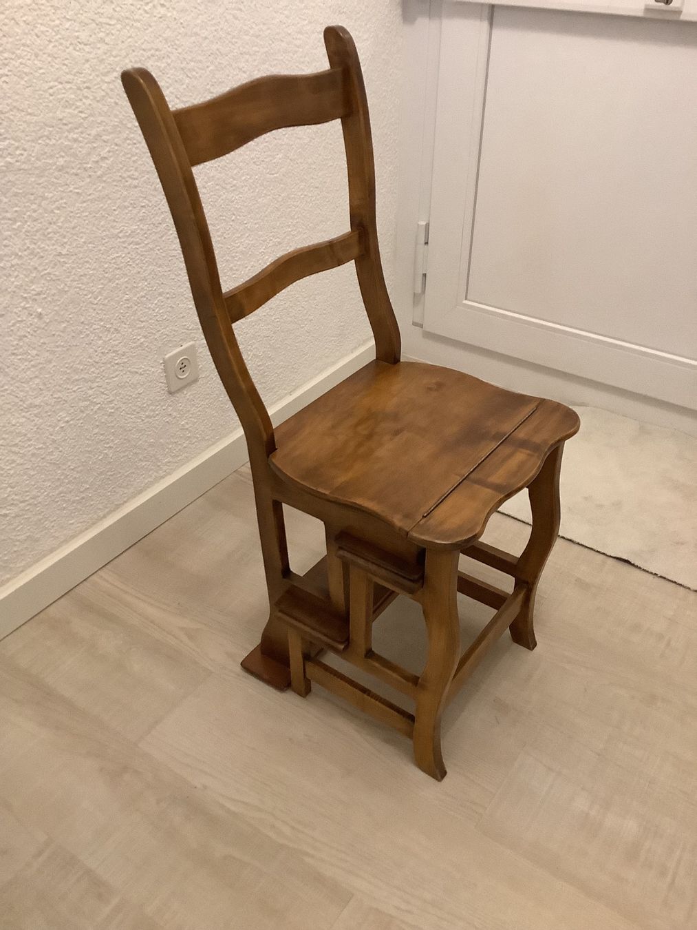 Chaises: Chaise escabeau – D'occasion à Chancy par Capu19 5