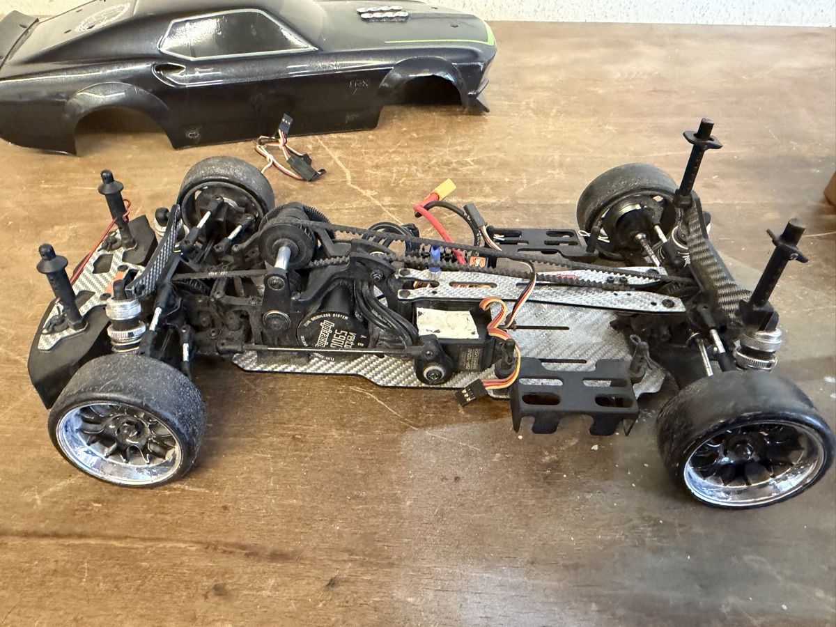 Team Magic RC Kits de montage: Mustang drift 1/10 team-magic – D'occasion à Chêne-Bougeries par Varioskyfox1982 5