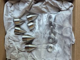 Rowen Spikes für Lautsprecher mit Unterlegscheiben neu