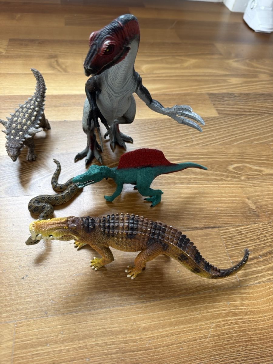 Schleich Giocattoli: Schleich Dinosaurier Figuren Set – Usato da Herrliberg venduto da mvo_d8tz 1