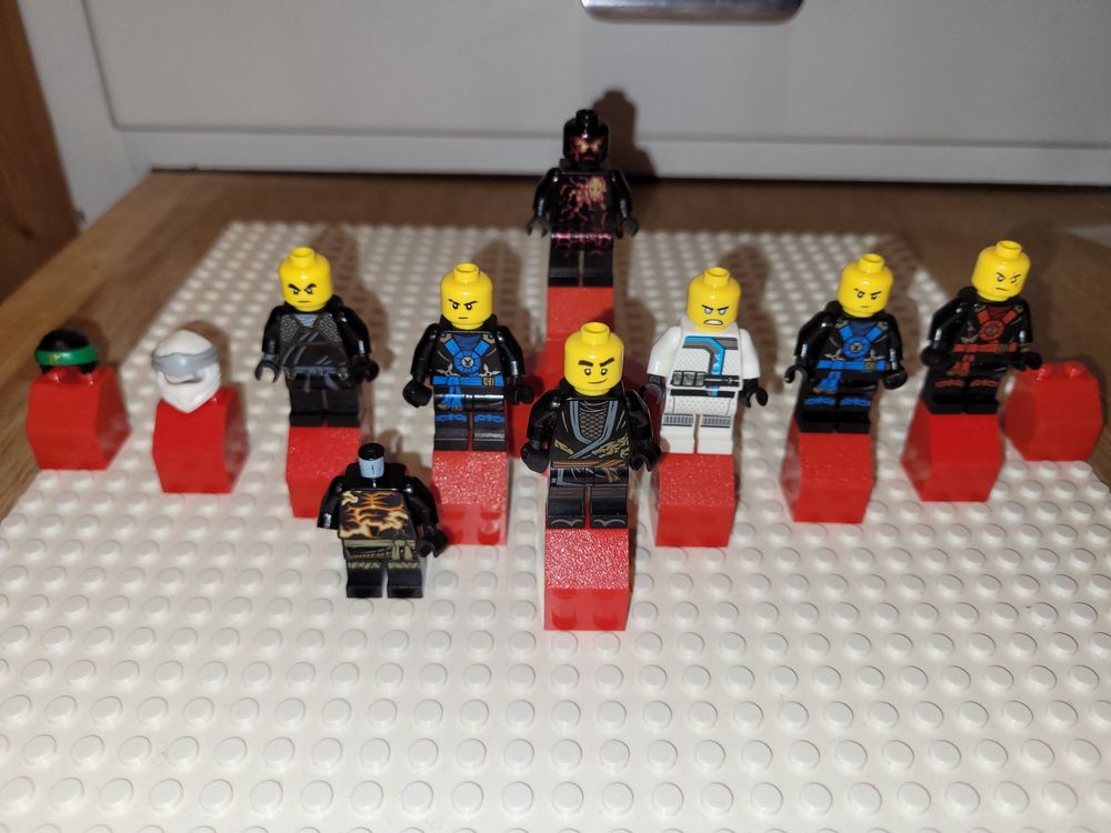 Lego Ninjago Figuren + 70748 | Kaufen auf Ricardo