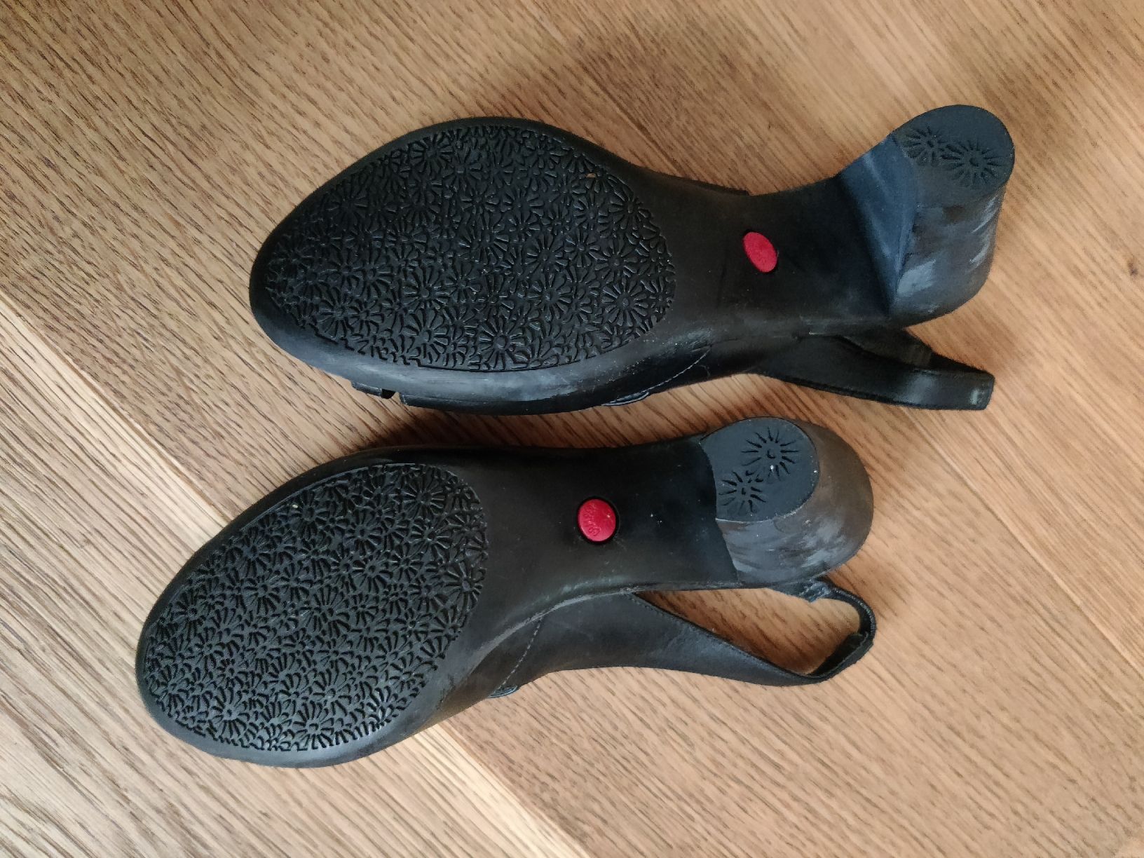 Camper Scarpe da donna: Camper frauenshuhe Gr.36 – Usato da Ostermundigen venduto da Louhdezd 3