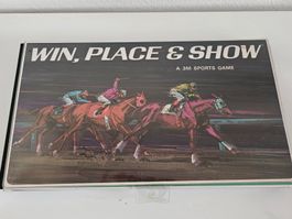 Original Pferderennen Win, Place & Show 1966 Vintage