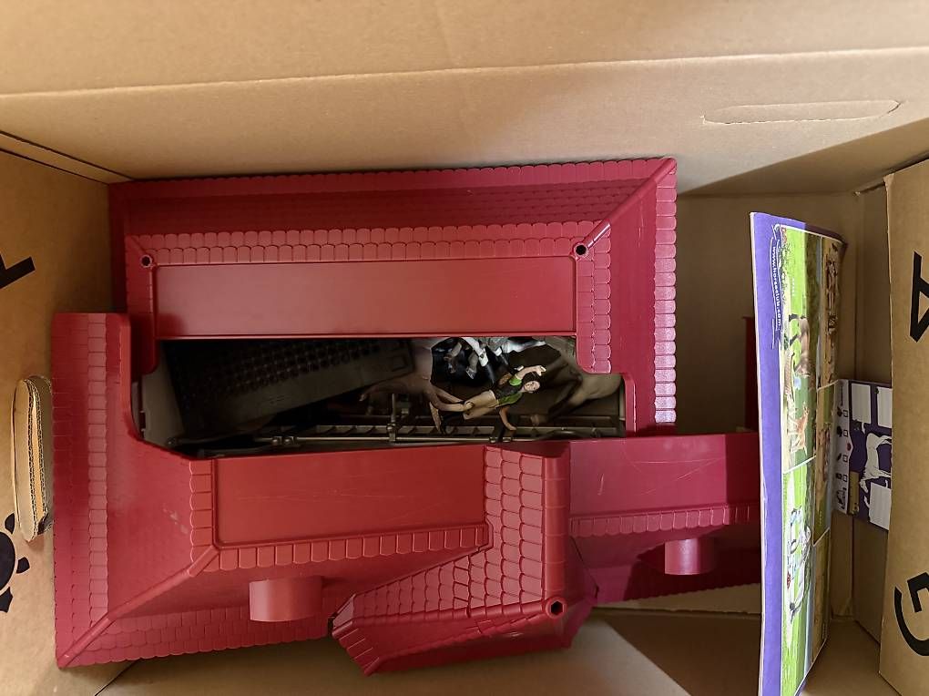 Giocattoli: Schleich Pferdehof – Usato da Surcuolm venduto da Sabhoes