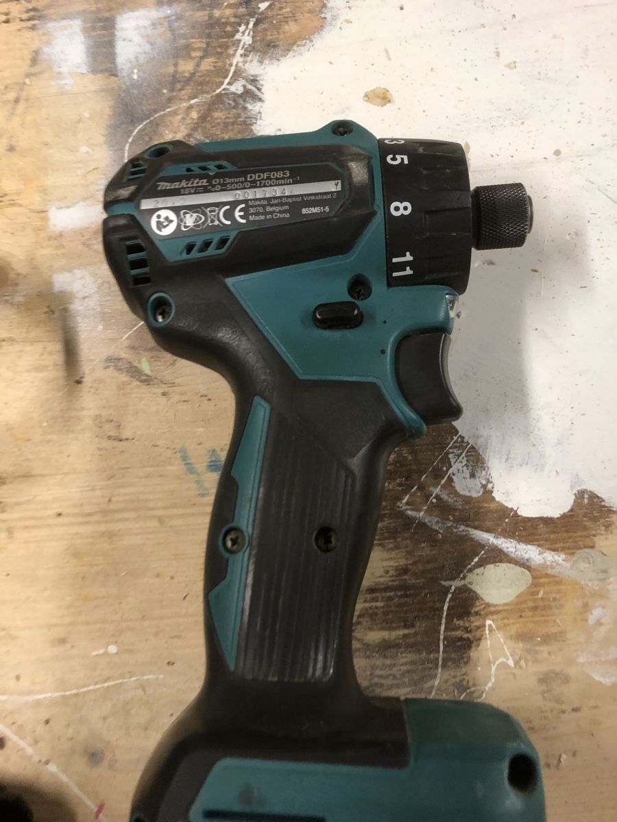 Makita Perceuses: Makita Akkuschrauber – D'occasion à Flüeli-Ranft par Holzwurm1988 2